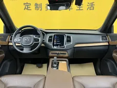2021 Volvo XC90 B5 Luxury 5-seat, чёрный — фото 37