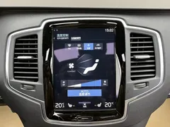 2021 Volvo XC90 B5 Luxury 5-seat, чёрный — фото 40