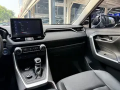 2021 Toyota RAV4 2.5L Hybrid E-CVT 4WD Elite Plus, чёрный — фото 19