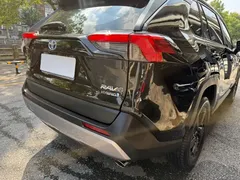 2021 Toyota RAV4 2.5L Hybrid E-CVT 4WD Elite Plus, чёрный — фото 22