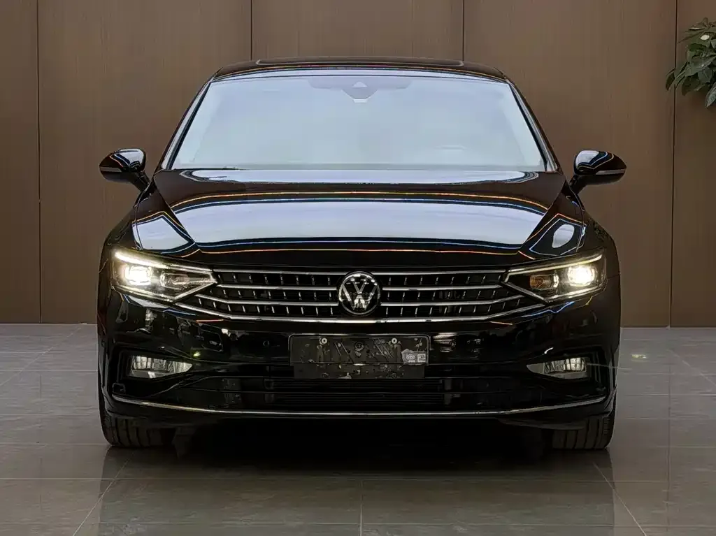 2023 Volkswagen Magotan 330TSI DCT Luxury