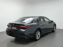 2019 Toyota Avalon Hybrid 2.5L Luxury, чёрный — фото 2