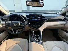 2021 Toyota Camry 2.5G Luxury, чёрный — фото 6