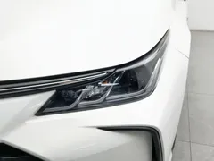 2021 Toyota Corolla Hybrid 1.8L E-CVT Elite, белый — фото 7