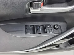2021 Toyota Corolla Hybrid 1.8L E-CVT Elite, белый — фото 9