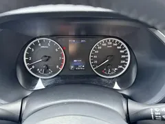 2022 Nissan Sylphy 1.6L XL CVT Enjoy, белый — фото 33