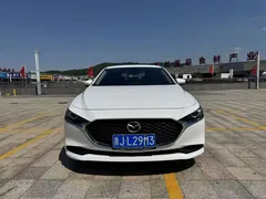 2022 Mazda 3 2.0L AT, белый — фото 2