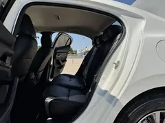 2022 Mazda 3 2.0L AT, белый — фото 16