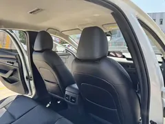 2022 Mazda 3 2.0L AT, белый — фото 20