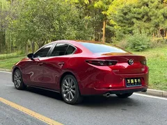 2022 Mazda 3 2.0L AT — фото 15
