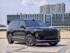 2026 Nio ES8 6-seat Executive Signature, чёрный — фото 3