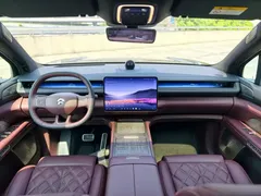 2026 Nio ES8 6-seat Executive Signature, чёрный — фото 8