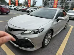 2023 Toyota Camry 2.0G Luxury — фото 1
