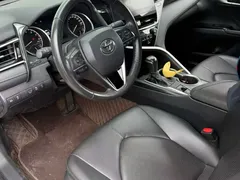 2023 Toyota Camry 2.0G Luxury — фото 3
