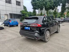 2022 Toyota Wildlander 2.0L CVT 2WD Premium, чёрный — фото 3