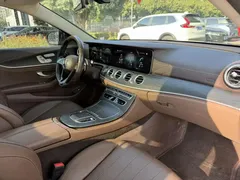 2023 Mercedes-Benz E-Class E 350 e L PHEV Sedan, чёрный — фото 5