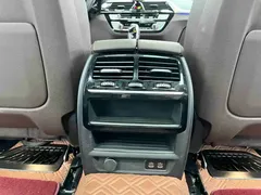 2022 BMW 5 Series 530Li xDrive M Sport Package, белый — фото 14
