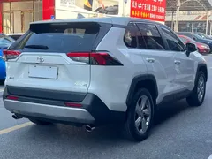 2022 Toyota RAV4 2.0L CVT 2WD Fashion Plus, белый — фото 4