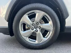 2022 Toyota RAV4 2.0L CVT 2WD Fashion Plus, белый — фото 14