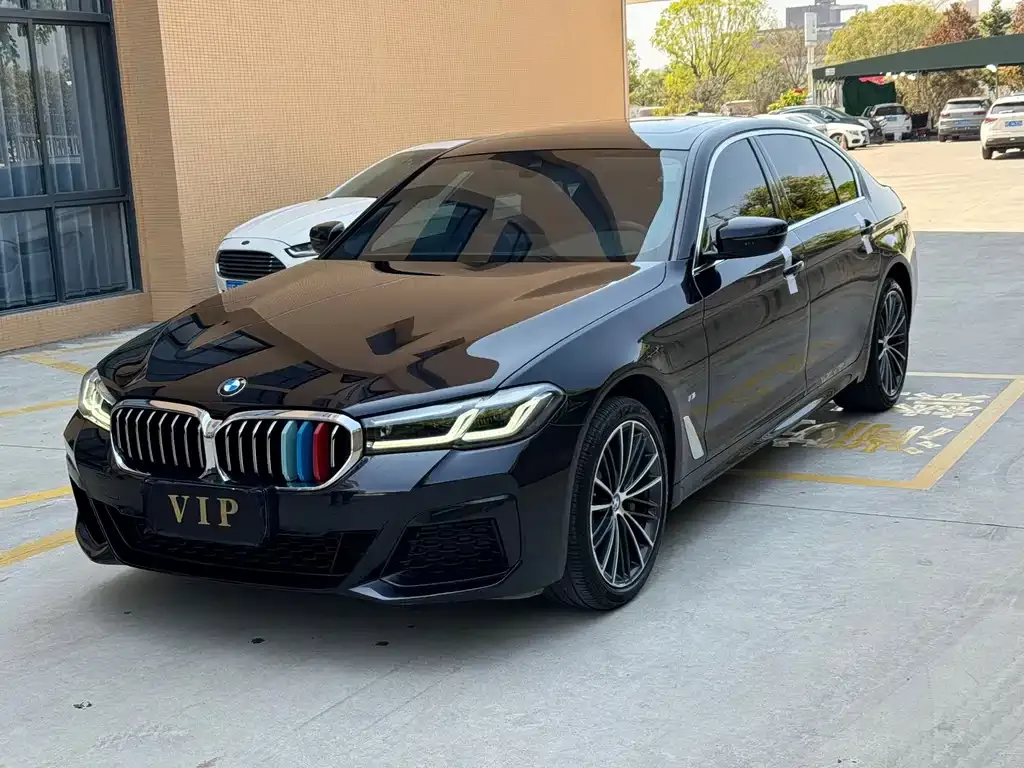 2023 BMW 5 Series 530Li Leading M Sport Package