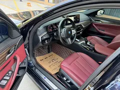 2023 BMW 5 Series 530Li Leading M Sport Package, чёрный — фото 7