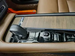 2021 Volvo V90 Cross Country B5 AWD — фото 11