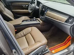2021 Volvo V90 Cross Country B5 AWD — фото 15