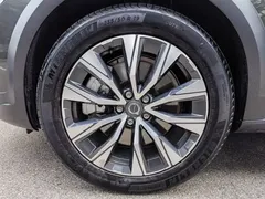 2021 Volvo V90 Cross Country B5 AWD — фото 17