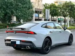 2022 Changan UNI-V 1.5T Premium, синий — фото 5