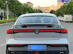 2022 Changan UNI-V 1.5T Premium, синий — фото 6