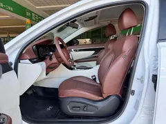 2021 Hyundai Mistra 1.8L CVT LUX Premium, белый — фото 5