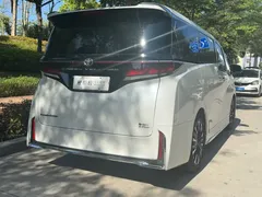 2024 Toyota Vellfire Hybrid 2.5L Ultimate, белый — фото 5