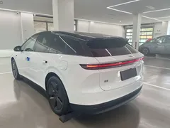 2025 Li Auto i6 2WD Standard, белый — фото 4