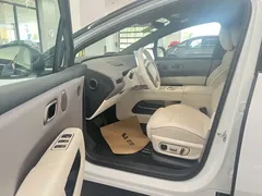 2025 Li Auto i6 2WD Standard, белый — фото 7