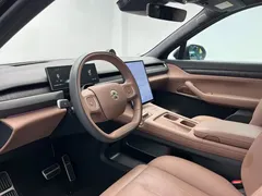 2023 Nio ES8 100kWh Signature, чёрный — фото 13
