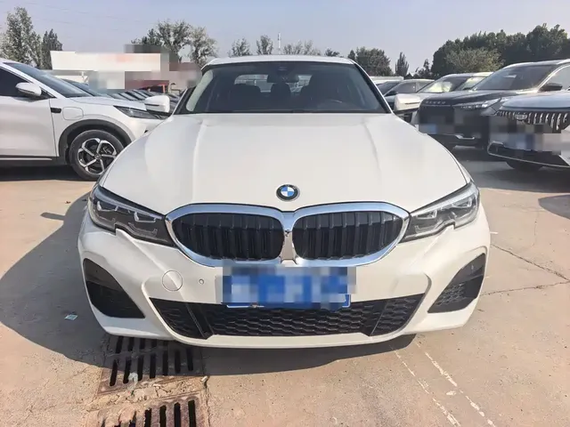 2022 BMW 3 Series 325Li M Sport Night Package