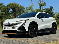 2022 Changan UNI-T 2.0T Sport Premium, белый — фото 1