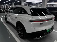 2025 Zeekr 7X 75kWh RWD Smart Driving, белый — фото 16