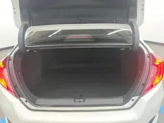 2019 Honda Civic 220TURBO CVT, белый — фото 4
