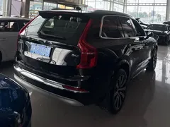 2021 Volvo XC90 B5 Luxury 5-seat, чёрный — фото 6