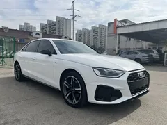 2022 Audi A4L 40 TFSI Luxury Sport, белый — фото 3
