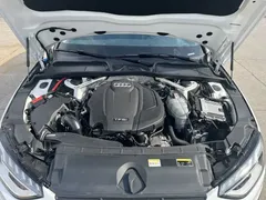 2022 Audi A4L 40 TFSI Luxury Sport, белый — фото 10