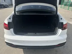 2022 Audi A4L 40 TFSI Luxury Sport, белый — фото 12