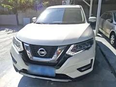 2022 Nissan X-Trail 2.0L 2WD Premium, белый — фото 3