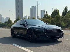 2022 Audi A7 45 TFSI, чёрный — фото 2