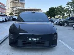 2025 Li Auto i6 2WD Standard, чёрный — фото 2