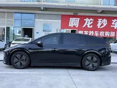 2025 Li Auto i6 2WD Standard, чёрный — фото 3