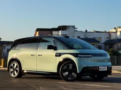 2025 Zeekr Mix Smart Driving, зелёный — фото 3