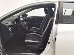 2022 Toyota Yaris L Zhixuan X 1.5L CVT Leading Plus — фото 10
