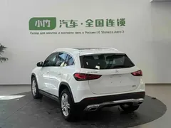2022 Mercedes-Benz GLA 180, белый — фото 3